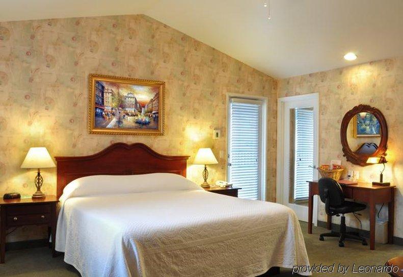 Grass Valley Courtyard Suites Phòng bức ảnh