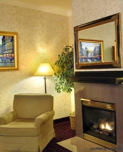 Grass Valley Courtyard Suites Phòng bức ảnh