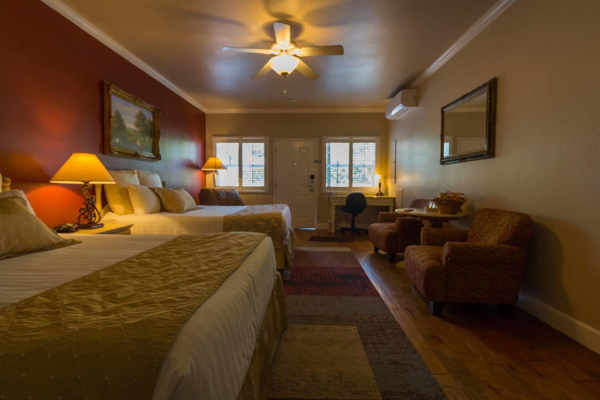 Grass Valley Courtyard Suites Ngoại thất bức ảnh