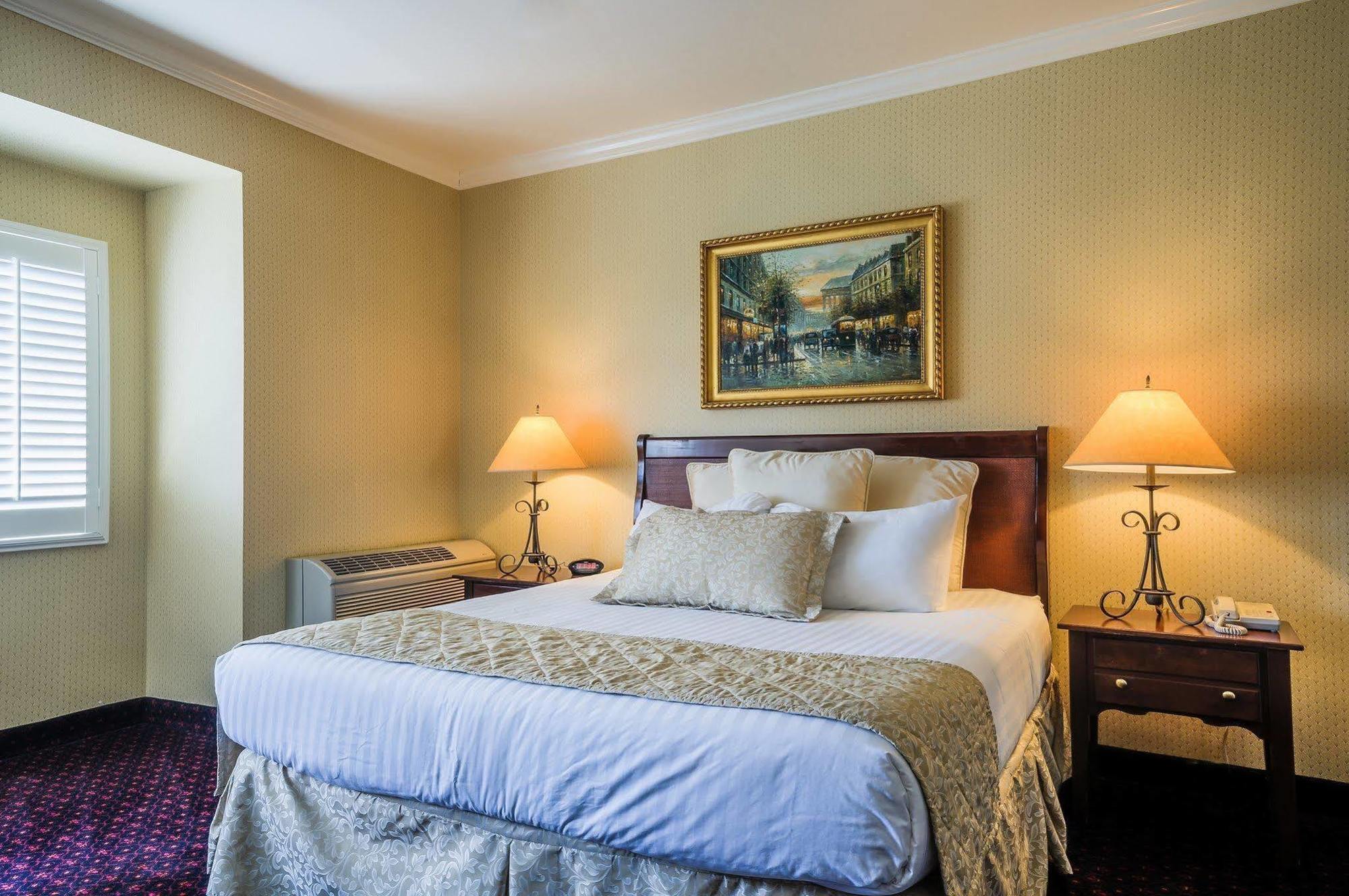 Grass Valley Courtyard Suites Ngoại thất bức ảnh